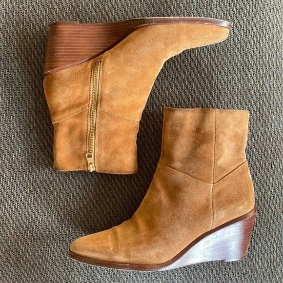 Vince $395 Mavis Suede Wedge Ankle Boots with Side Zipper, Size 9 /EUR 39 - Picture 4 of 8